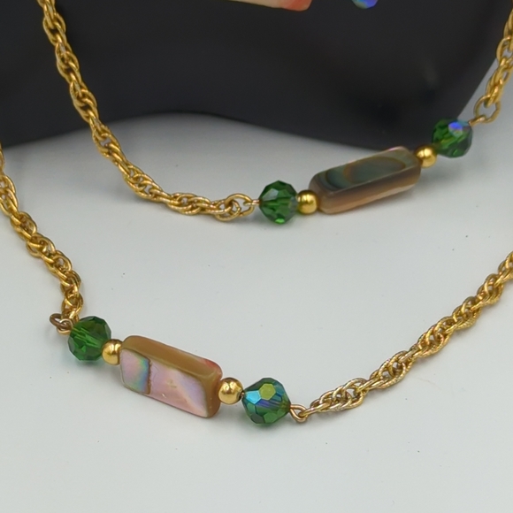 Vintage Gold Tone Necklace Abalone Shell Green AB Glass Beads Stations Long 42" - Picture 5 of 10